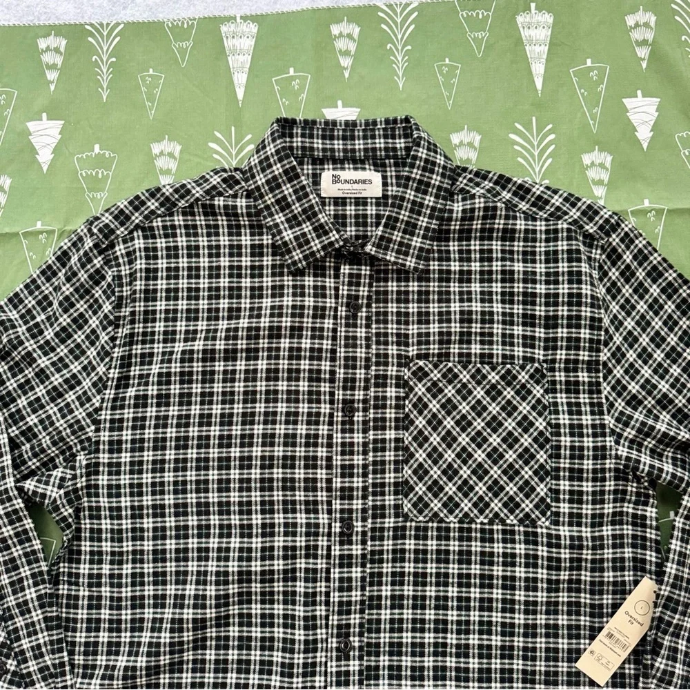 No Boundaries Men's Large Oversized Black Soot Plaid Flannel Shirt Soft Skater - Picture 5 of 10